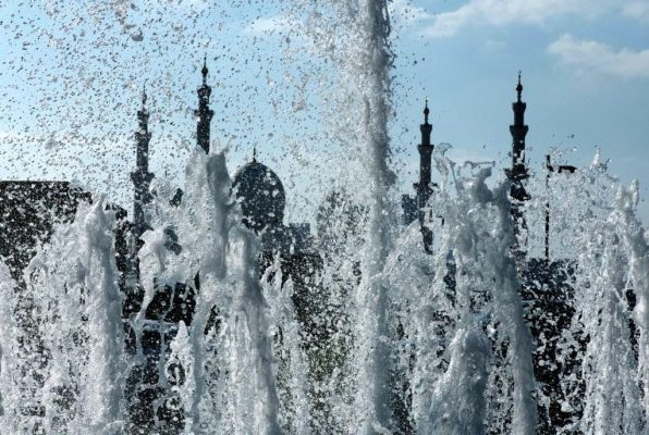 Abu Dhabi - Bin Zayed Mosque - 2919.02.20